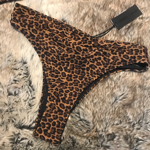 NWT Kendall Kylie Leopard High Waisted Bikini Set - Picture 5 of 7